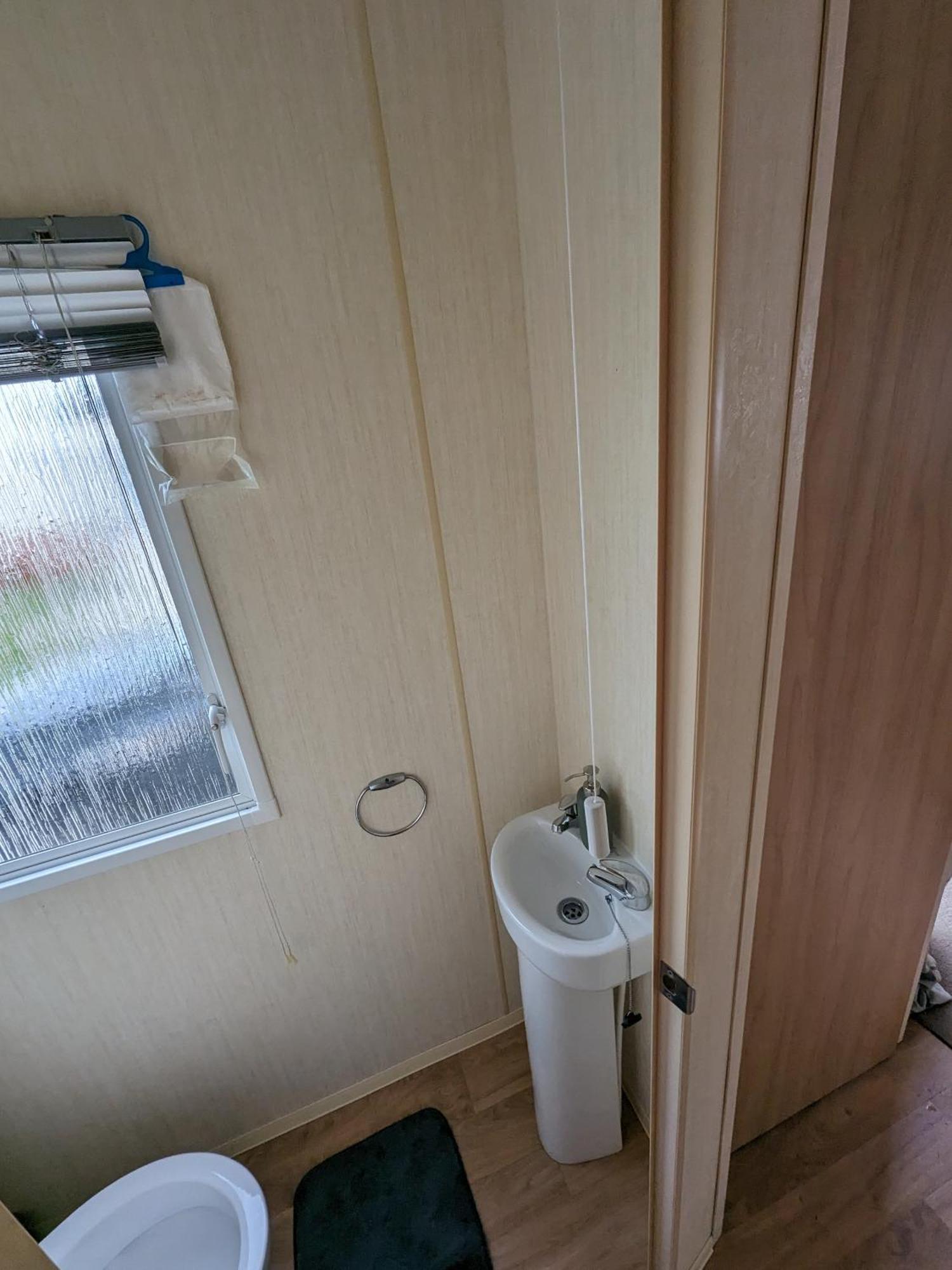 3 Bedroom Caravan, Sleeps 8 Lyons Lido Beach Prestatyn Esterno foto